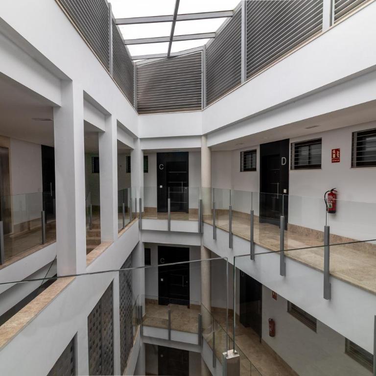 NT Luxury Central Duplex with Terrace & Parking - Apartamento Dúplex - 28