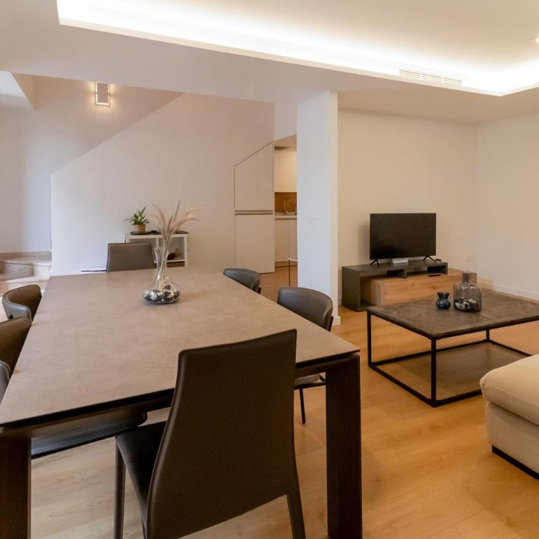 NT Luxury Central Duplex with Terrace & Parking - Apartamento Dúplex - 5