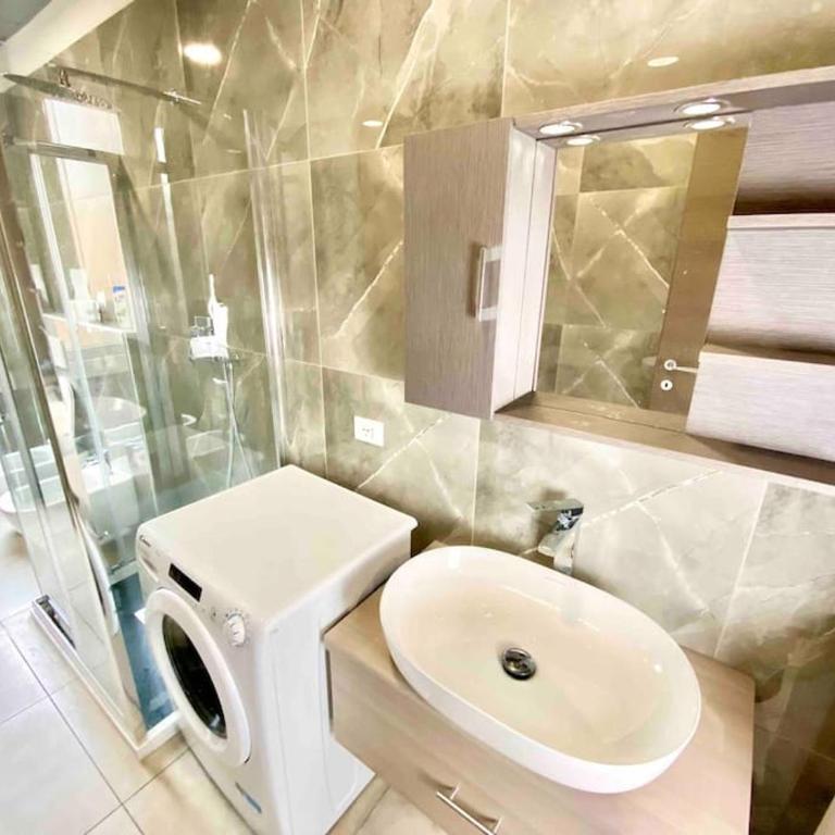 [12 Minuti dal Duomo]Metro+10 posti letto - Appartamento con 1 Camera da Letto - 5