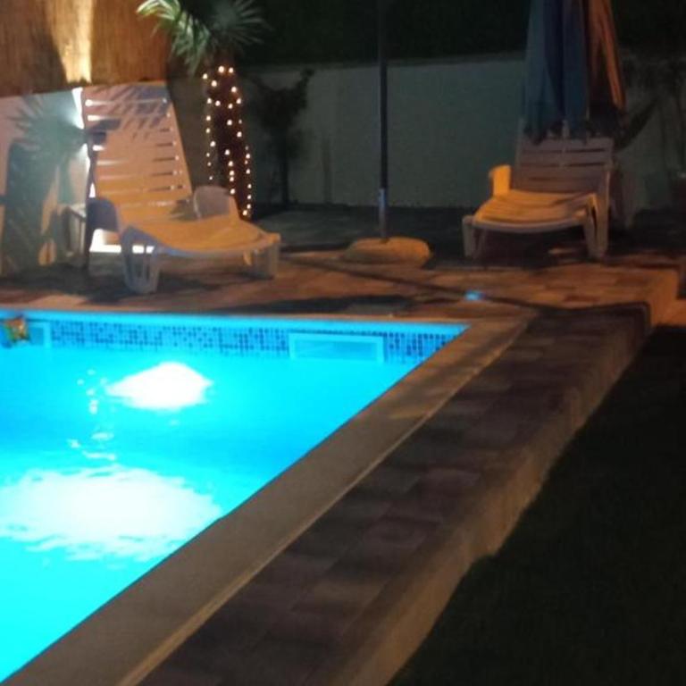 Summer House with Heated Swimming Pool - Apartment with Swimming Pool - 14