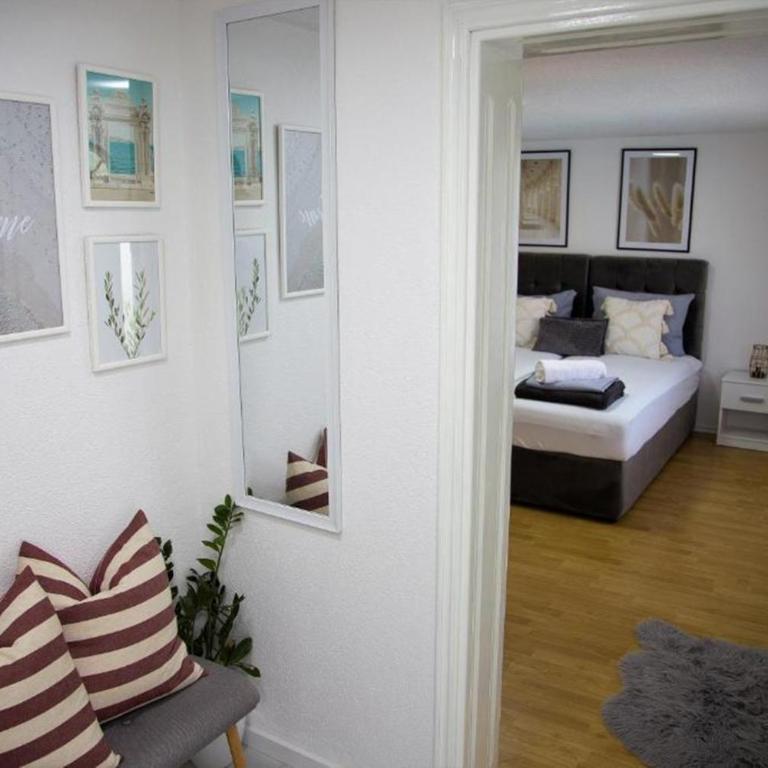 Summer House with Heated Swimming Pool - Apartment with Swimming Pool - 20