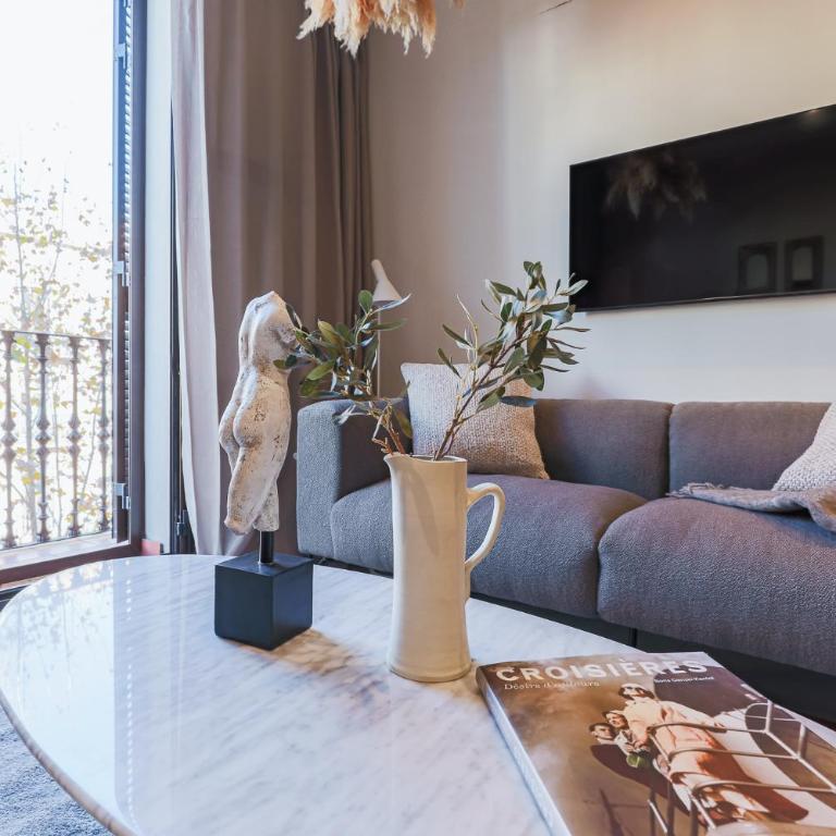 En Ville Boutique Apartments Tamarit - Two-Bedroom Apartment - 1