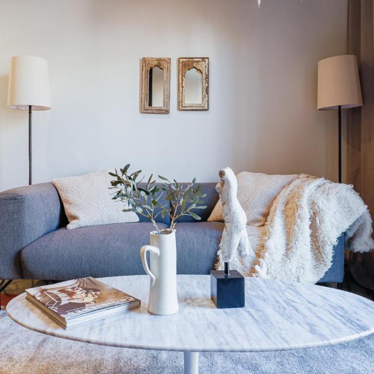 En Ville Boutique Apartments Tamarit - Two-Bedroom Apartment - 9