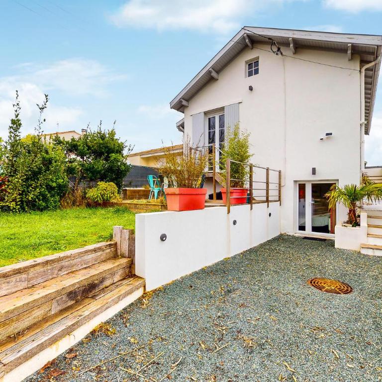 Amazing Home In Royan With Wifi - Maison de Vacances 4 Chambres - 1