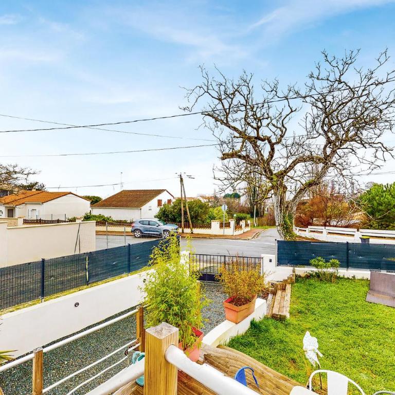 Amazing Home In Royan With Wifi - Maison de Vacances 4 Chambres - 10