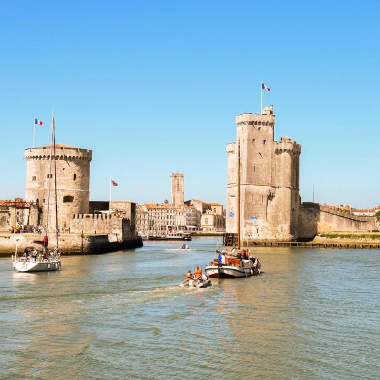 Amazing Home In Royan With Wifi - Maison de Vacances 4 Chambres - 32