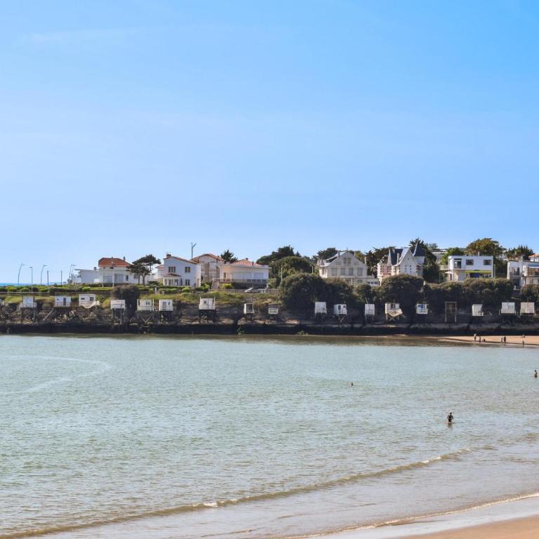 Amazing Home In Royan With Wifi - Maison de Vacances 4 Chambres - 34