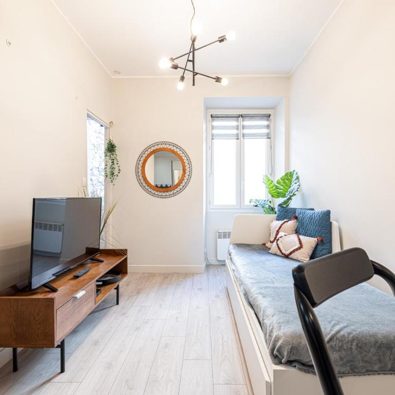 Le GRAND JEAN - CENTRAL PRES GARE ET TRAM - supermarchés - WIFI - 3 Person - Appartement 1 Chambre - 13