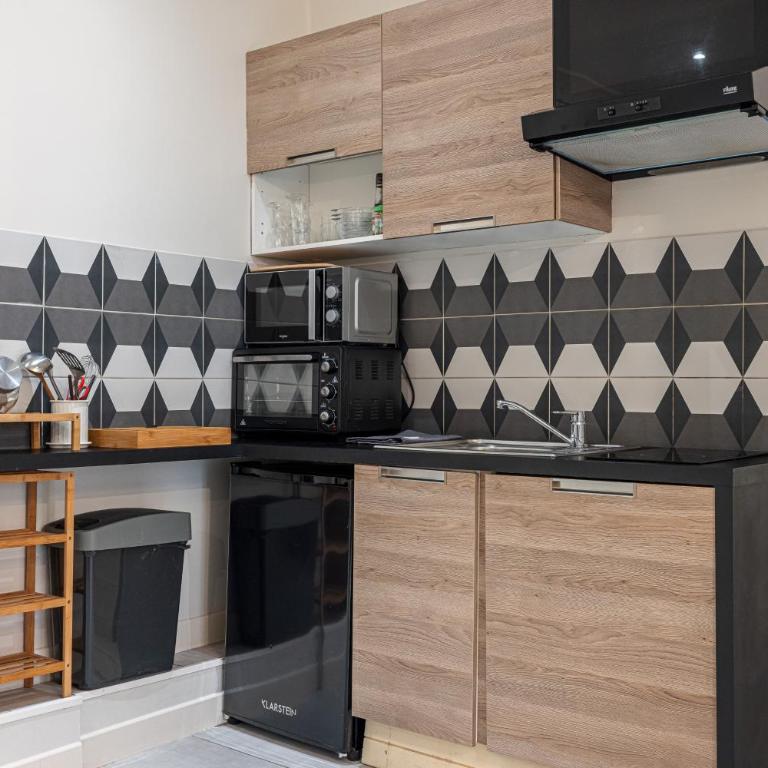Le GRAND JEAN - CENTRAL PRES GARE ET TRAM - supermarchés - WIFI - 3 Person - Appartement 1 Chambre - 19