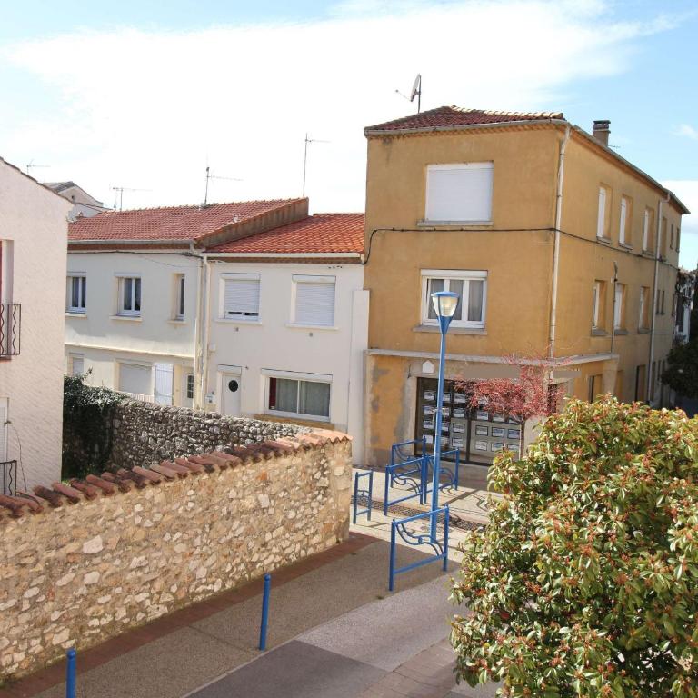 Charmant T2 au cœur du village avec garage, balcon ensoleillé et wifi à Balaruc-les-Bains. - FR-1-553-183 - Apartment - 12
