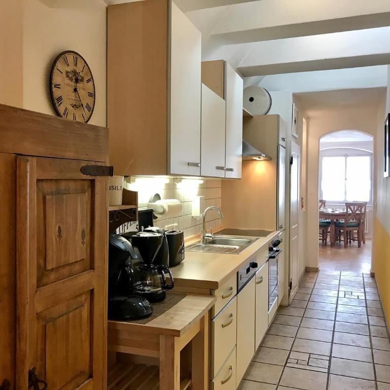 Ferienwohnung Am Stadtpark - Charmant, seenah, zentral in historischem Gebäude - Appartamento con 1 Camera da Letto - 7