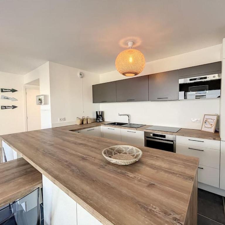 Appartement de type T3 - Résidence avec piscine - Apartamento de 2 dormitorios - 7