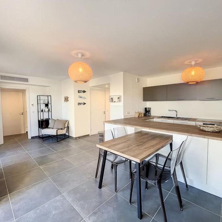 Appartement de type T3 - Résidence avec piscine - Apartamento de 2 dormitorios - 8