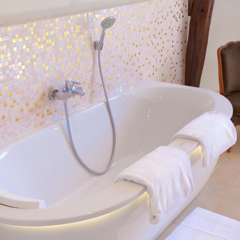 La Maison Jules - Deluxe Double Room with Bath - 2