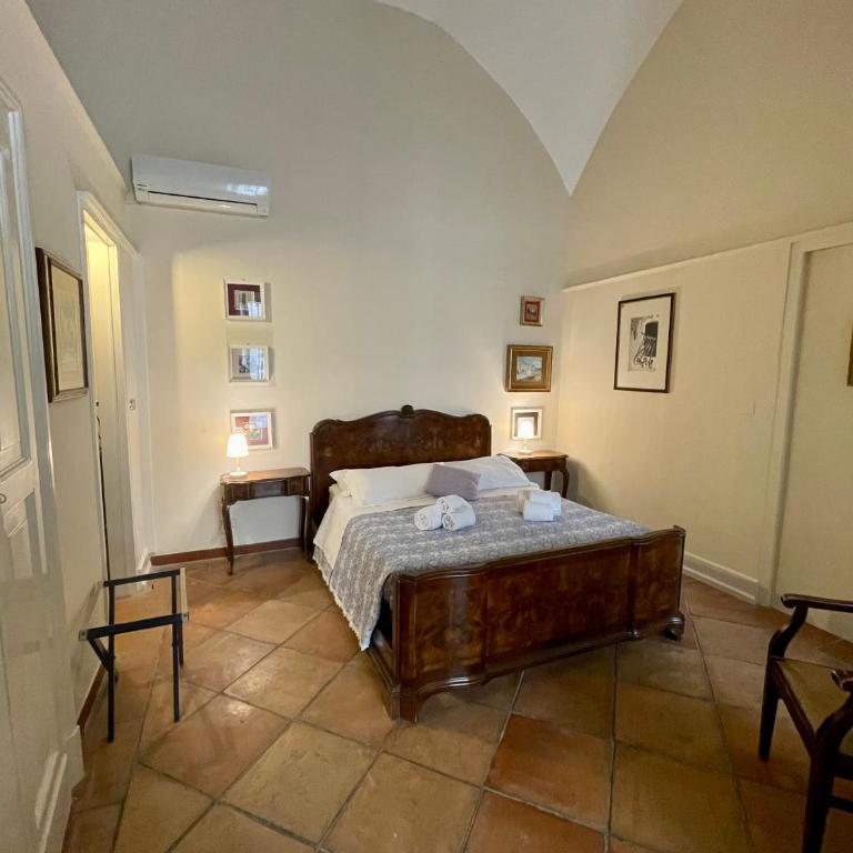 4 Balconi rooms- Dimora Arditi B&B - Camera Matrimoniale - 7