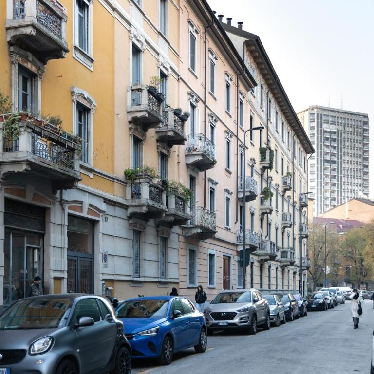Elegant Apt near metro Porta Romana,3 fermate subway-stop a Duomo, WIFI-NETFLIX Free - Appartamento con 1 Camera da Letto - 32
