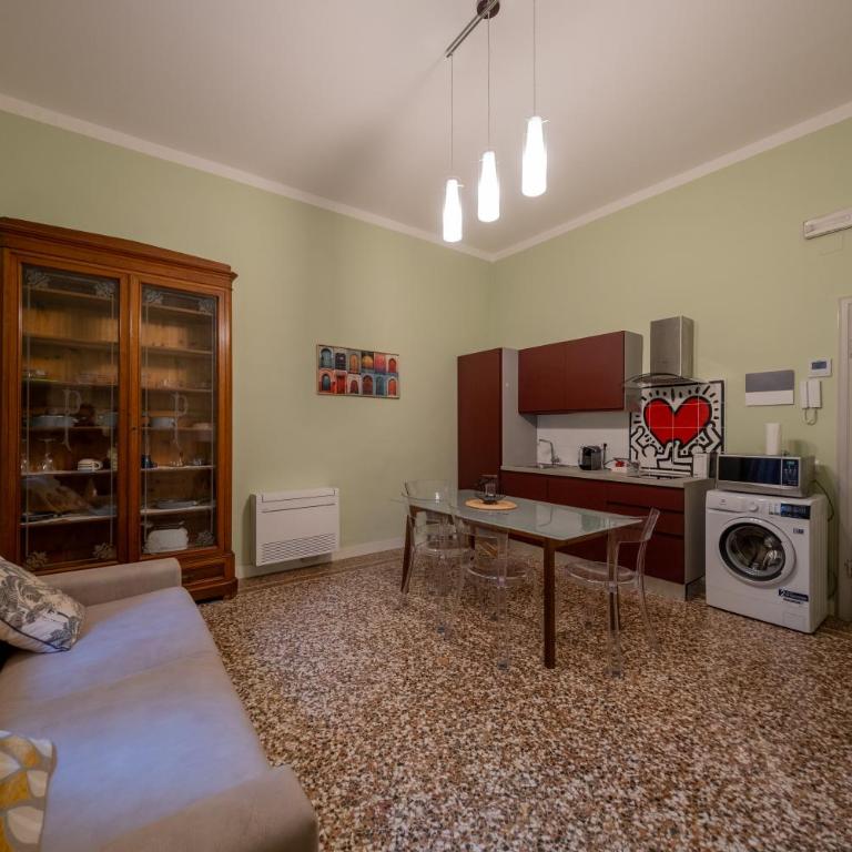 Lungarno Buozzi 7 Apartments - Apartment - Ground Floor - 2