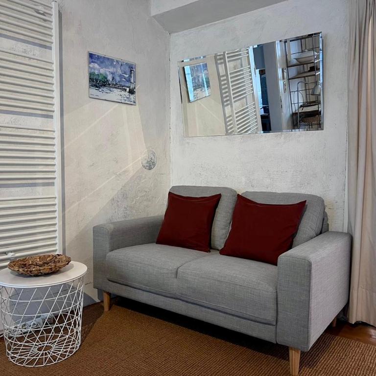 Ferienwohnung Altes Haus 2 - Gemütlich und zentral in denkmalgeschütztem Haus - Apartment mit 1 Schlafzimmer - 2