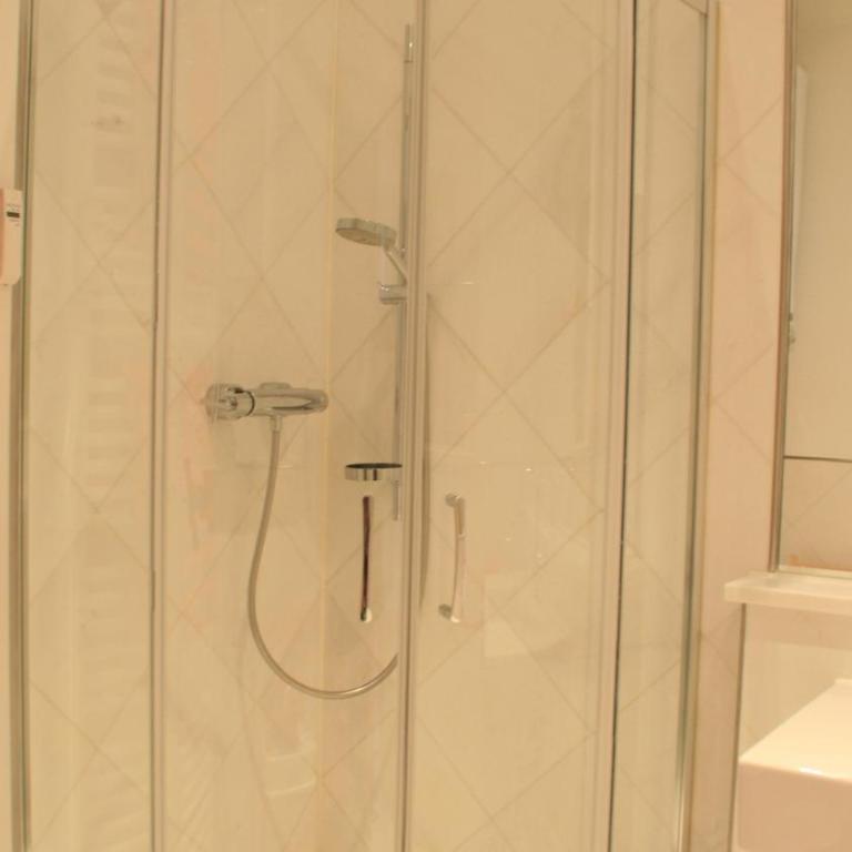 Ferienwohnung Belle Etage - Luxuriös, exklusiv und traumhaft schön mit Aufzug - Deluxe Apartment - 13