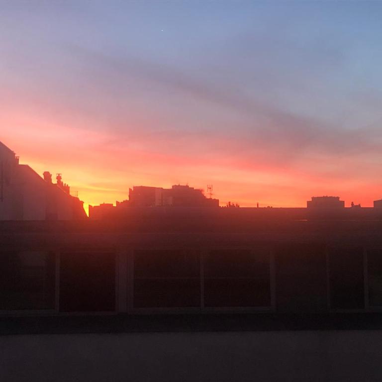 2 pièces sous les toits 6 personnes calme lumineux équipé - Appartement 1 Chambre - 16