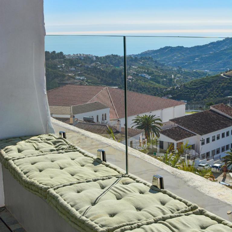 Luxury center Townhouse in Frigiliana with pool and parking HansOnHoliday Rentals - Casa de 2 dormitorios - 3