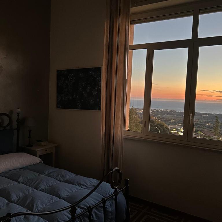 La Finestra sulla Valle - Camera Matrimoniale con Vista Mare - 2