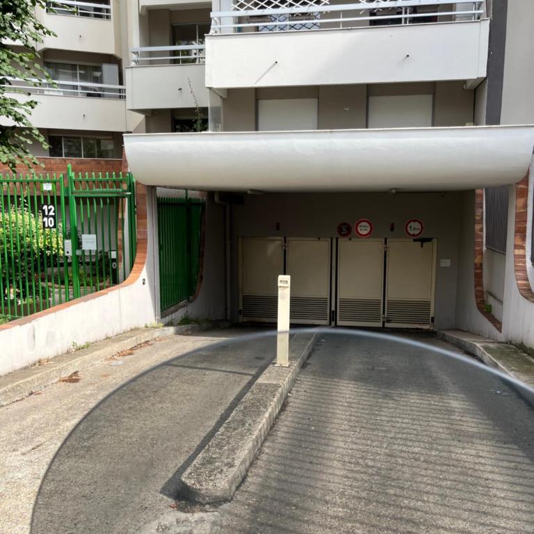 Cosy Duplex avec Parking à Paris 19 by immo kit bnb - Appartement 2 Chambres - 54