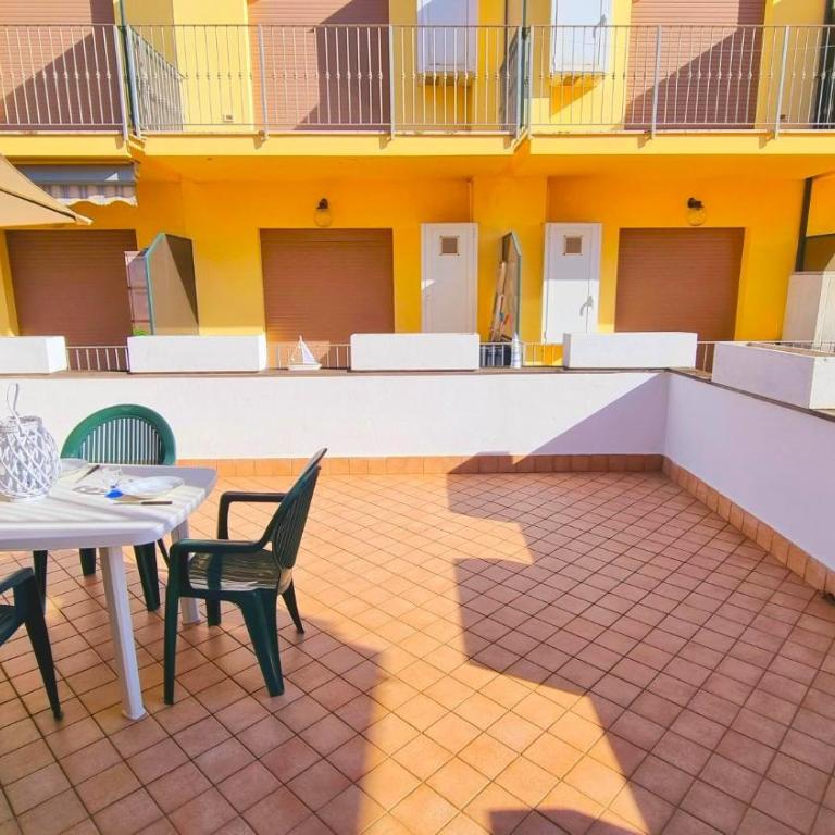 MARZIO - appartamenti con terrazzo, posto auto e spiaggia - Appartamento con Terrazza - 13