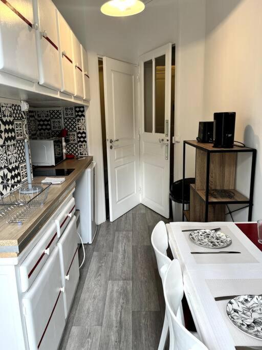 Studio Duquesne 1/2 pers - Appartement 1 Chambre - 9