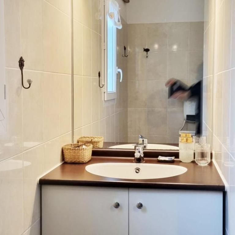 2 bedroom house at virginies 2 - Vacation Home - 11