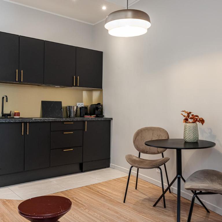 Coeur de La Libé - Ideal couple & FRIENDS - CENTRAL & COSY - TRAM & Supermarkets -AC -Bed XXL - Appartement 1 Chambre - 15