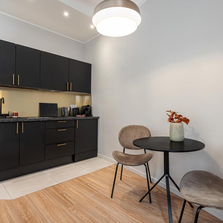 Coeur de La Libé - Ideal couple & FRIENDS - CENTRAL & COSY - TRAM & Supermarkets -AC -Bed XXL - Appartement 1 Chambre - 16