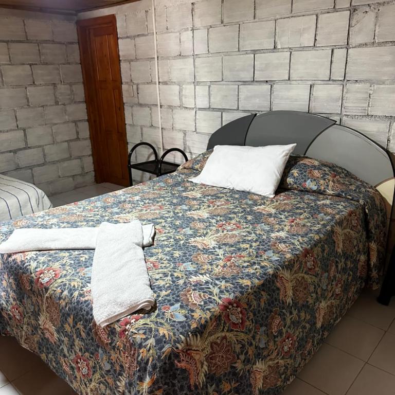 Finca La Toscana - Family Room with Private Bathroom - 4