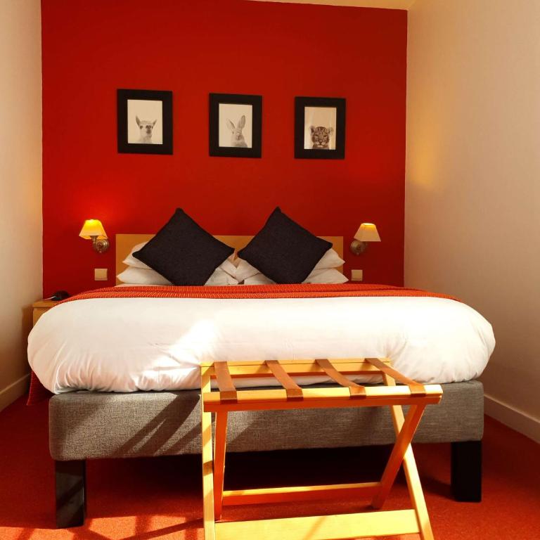 Best Western Adagio Saumur - Chambre Supérieure Lit Queen-Size - 8