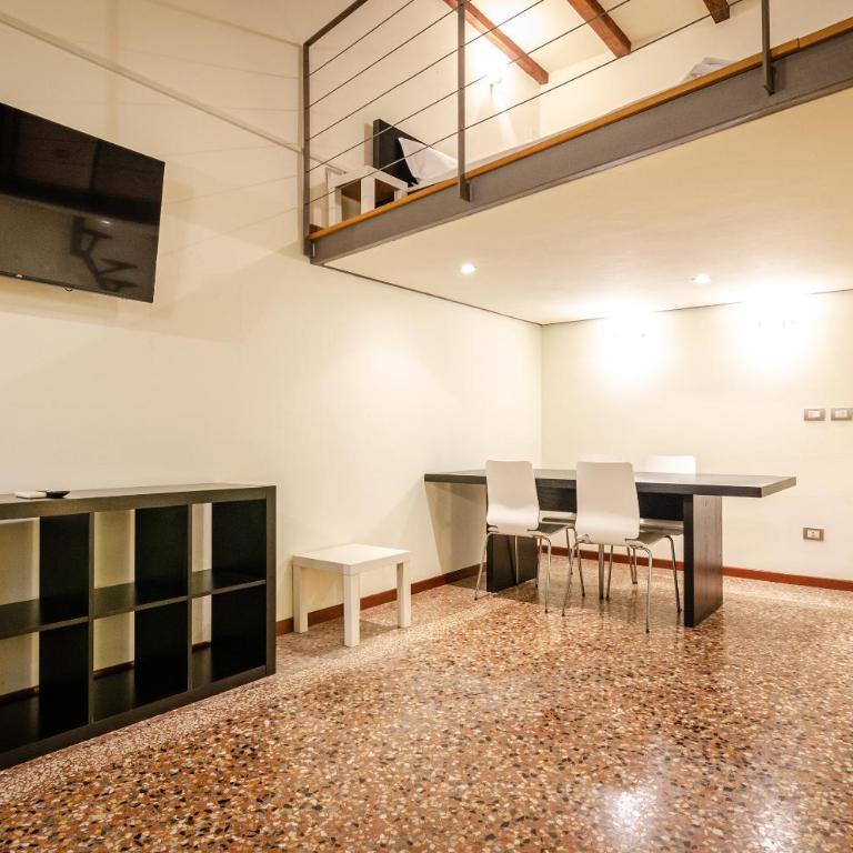 Margherita Suite - One-Bedroom Apartment - 21