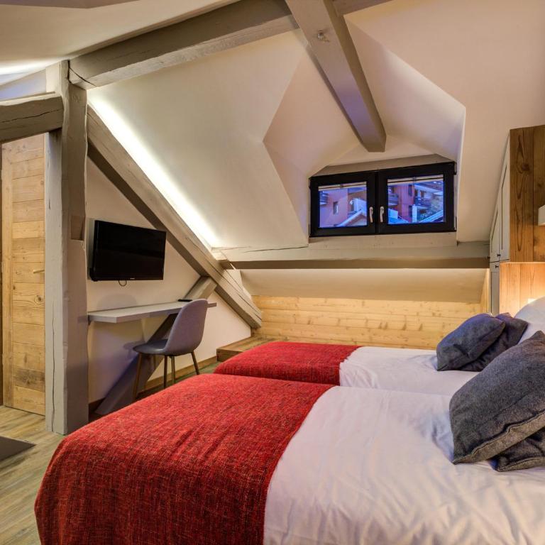 Chalet Spacieux Centre Station avec Wifi et Animaux Admis - FR-1-181-2795 - Chalet - 12