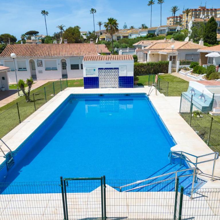 Family villa with garden next to the beach - Villa - 5