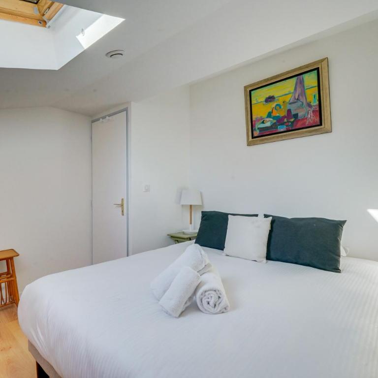 Le Particulier - Centre ville de Bordeaux - Three-Bedroom Apartment - 14