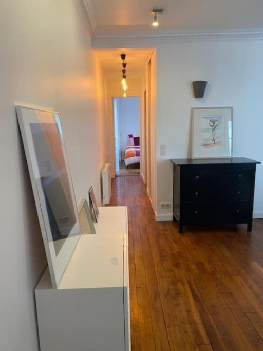 Plein cœur quartier Montorgueil - Appartement 2 Chambres - 9