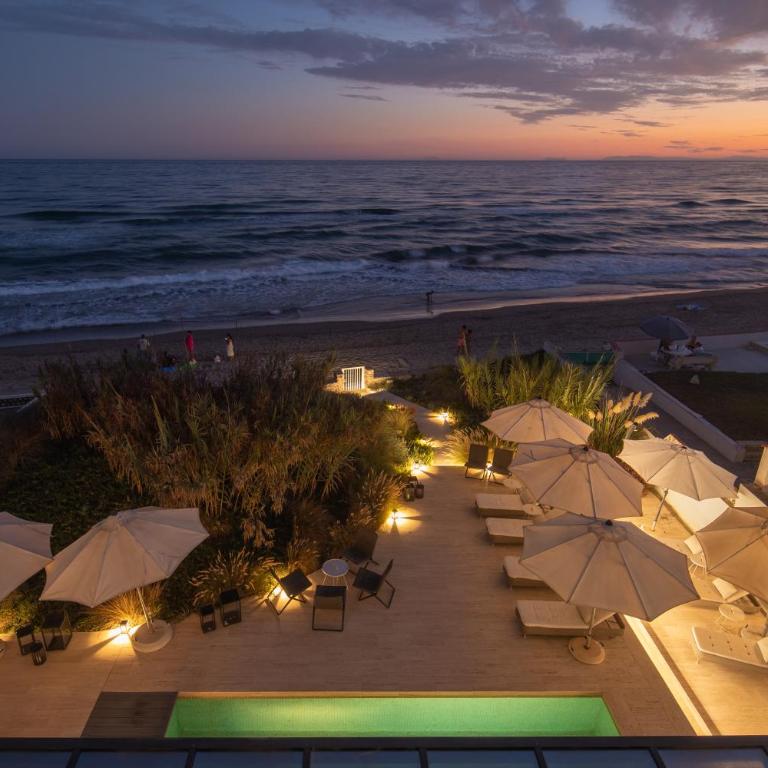 Frontline 6 BDRM Luxury Villa w Beach Access - Villa - Beach Front - 44