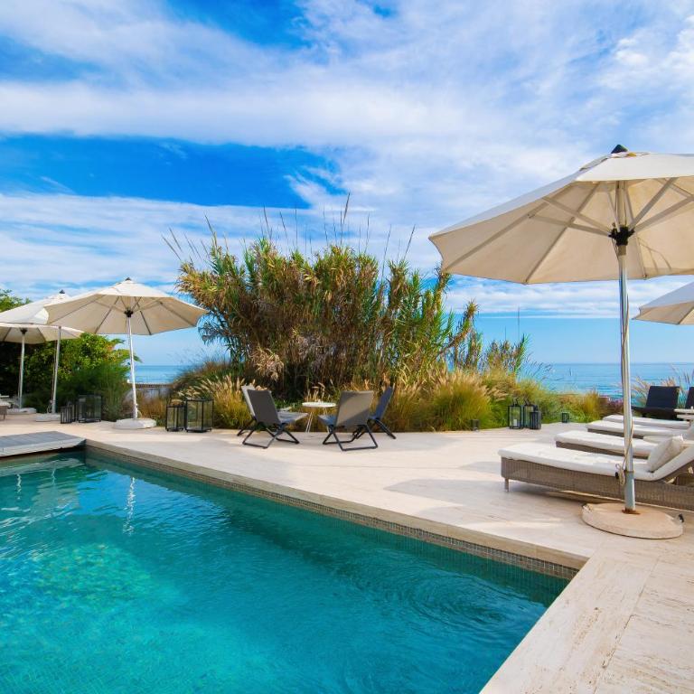 Frontline 6 BDRM Luxury Villa w Beach Access - Villa - Beach Front - 3