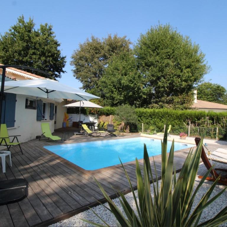 Séjour apaisant avec piscine à Andernos-les-Bains - Maison de Vacances - 1