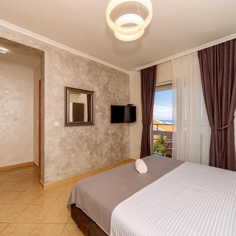 Ani Lux - Trokrevetna Soba - 4