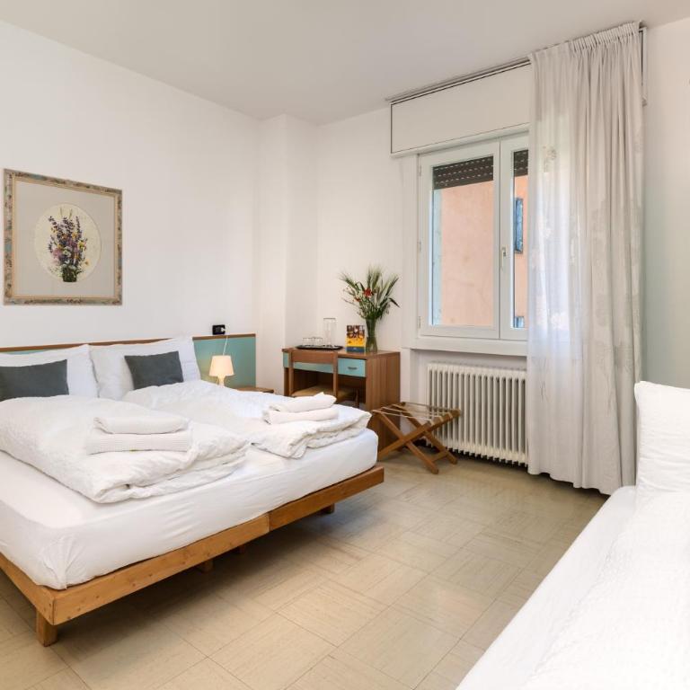 Hotel Martinelli - Dreibettzimmer - 1