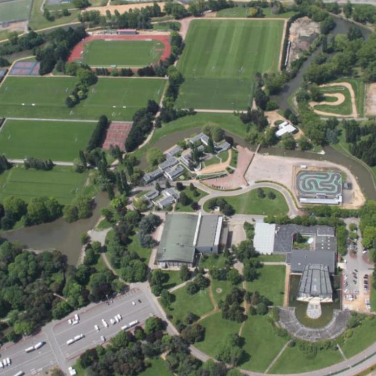 Proche du Stade Omnisports et à pied du Lac - Appartement 1 Chambre - 15