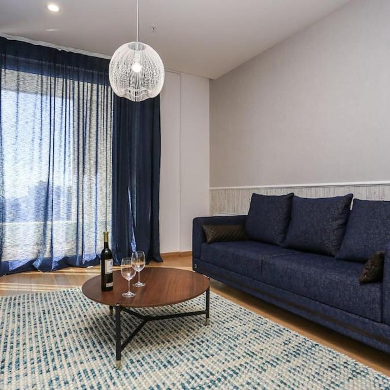 Status-M Apartments WOW - Studio Apartment with King Bed - 7