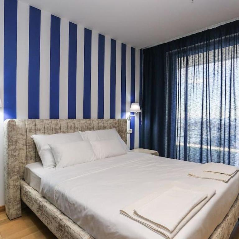 Status-M Apartments WOW - Studio Apartment with King Bed - 6