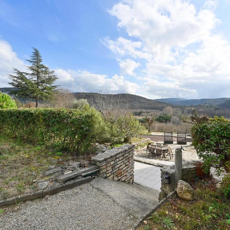 2 Bedroom Awesome Apartment In Vallon Pont Darc - Appartement 2 Chambres - 18