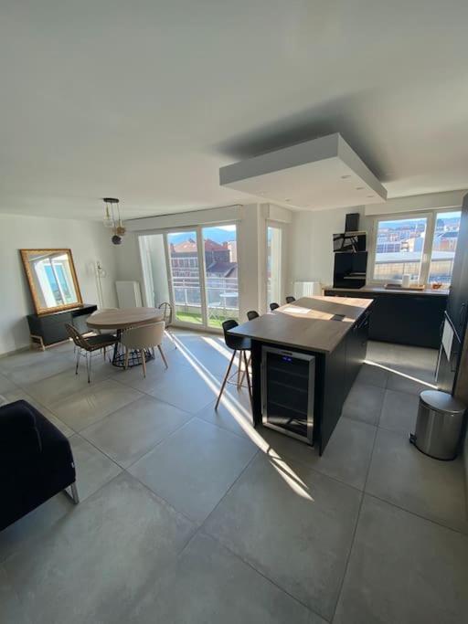 Splendide 70m2 Balcon + Parking - Appartement 2 Chambres - 1