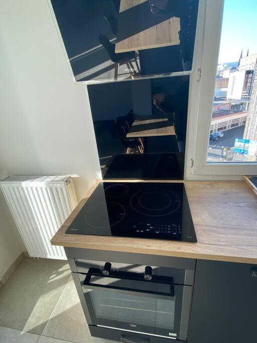 Splendide 70m2 Balcon + Parking - Appartement 2 Chambres - 10